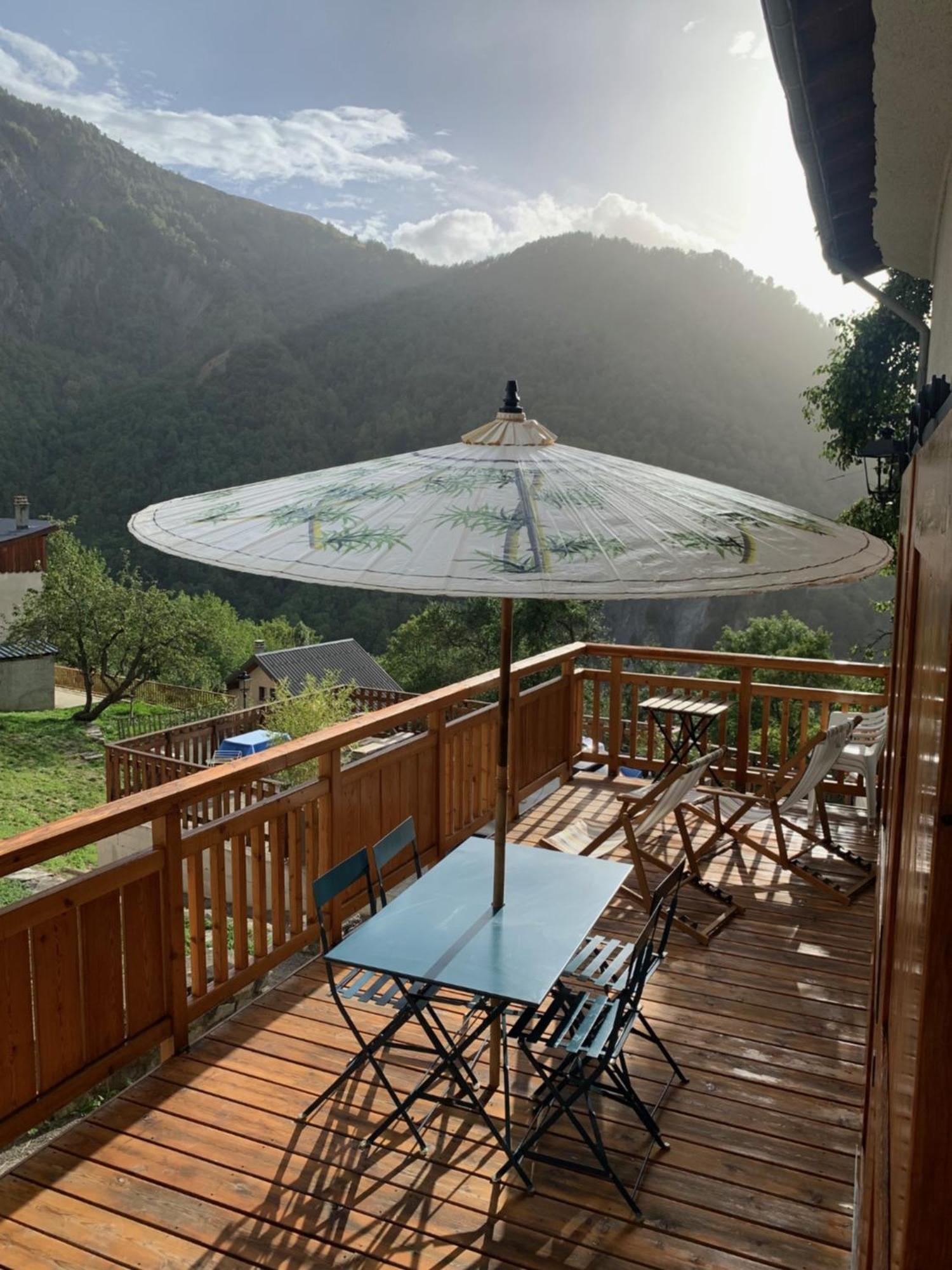 Le Sarana : 75M2, Calme, Belle Vue Avec Terrasse. Apartment Les Deux Alpes Exterior photo